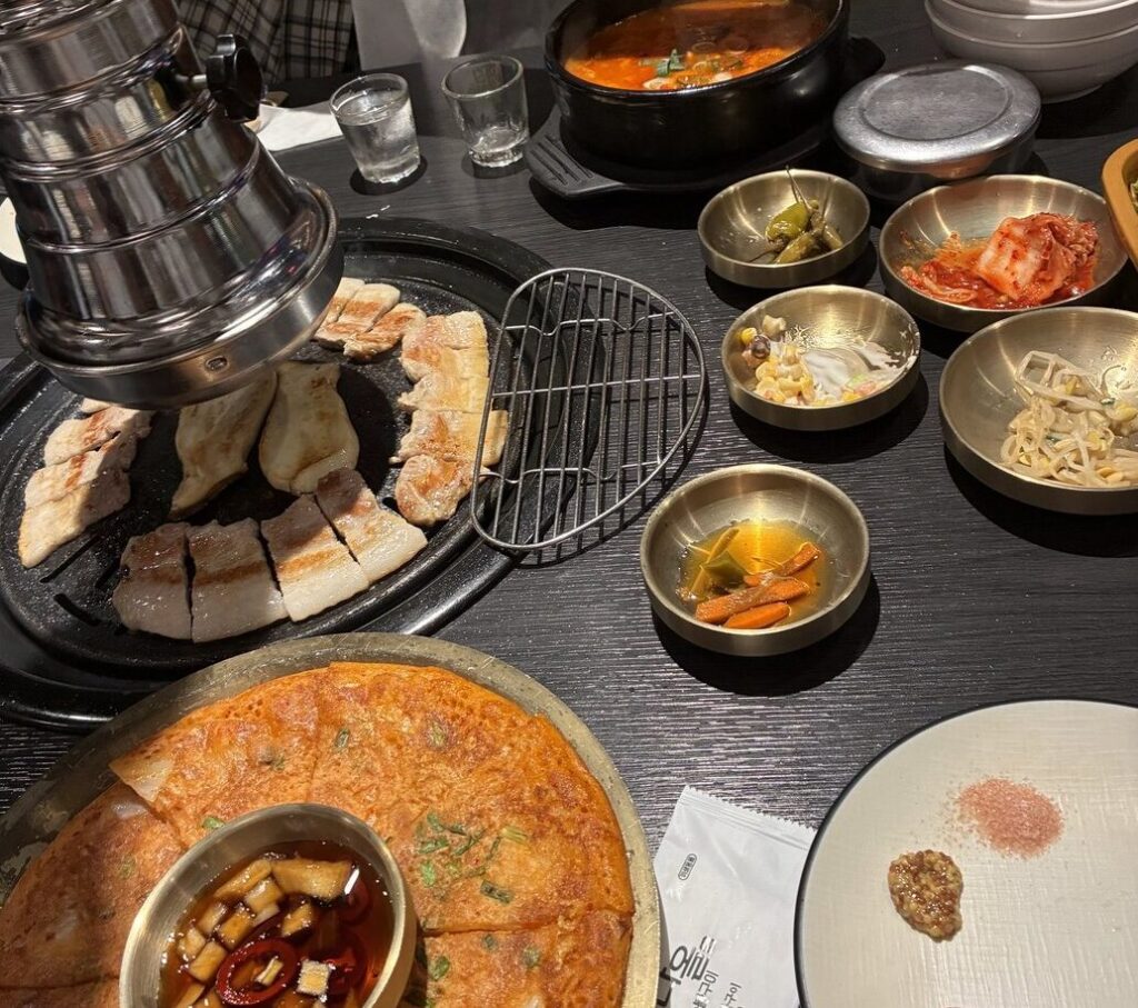 サムギョプサルとチヂミとチゲ